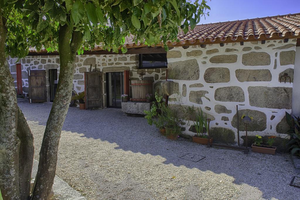 1720 Quinta Da Cancela - Winery & Farmhouse Гимарайнш Экстерьер фото