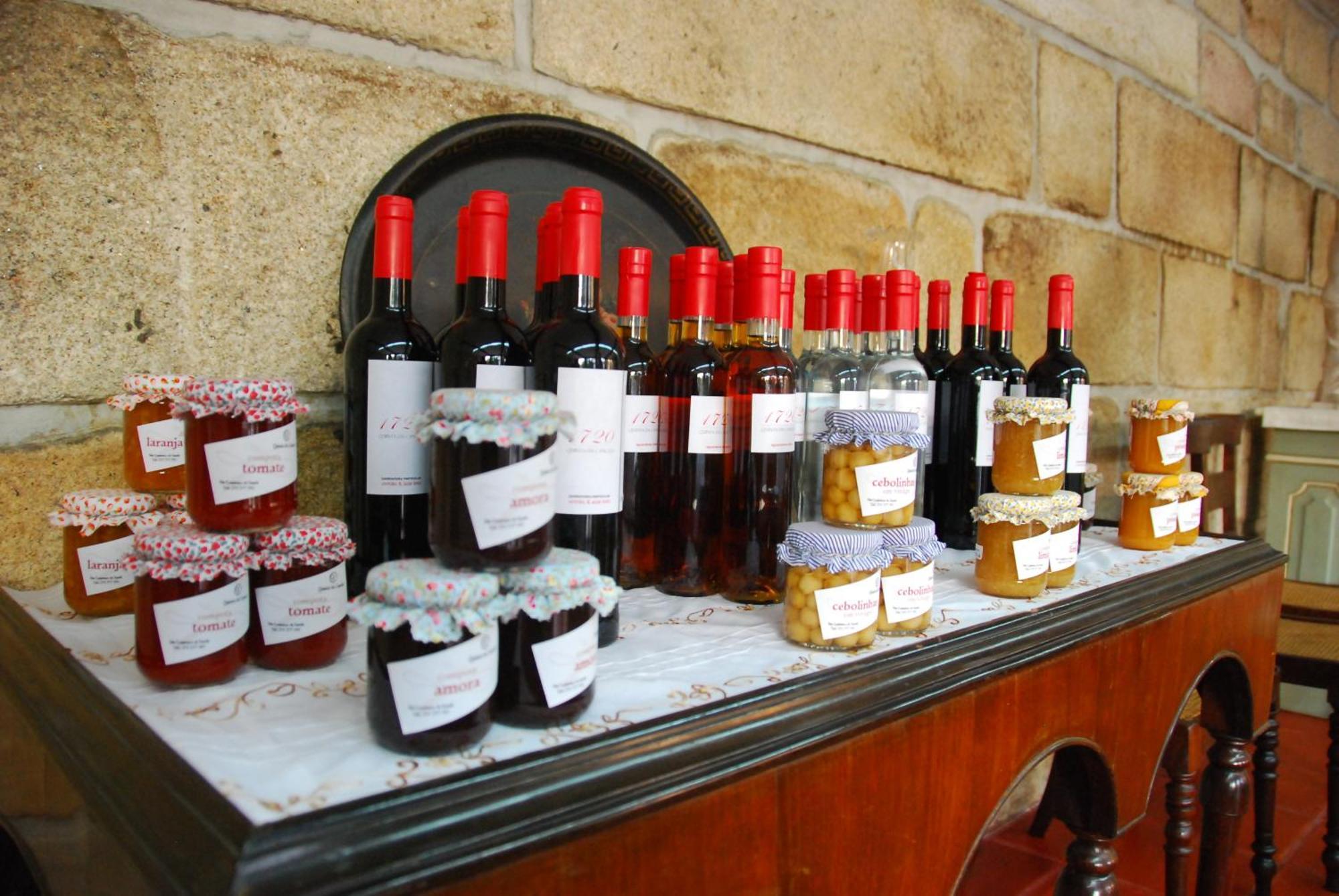 1720 Quinta Da Cancela - Winery & Farmhouse Гимарайнш Экстерьер фото
