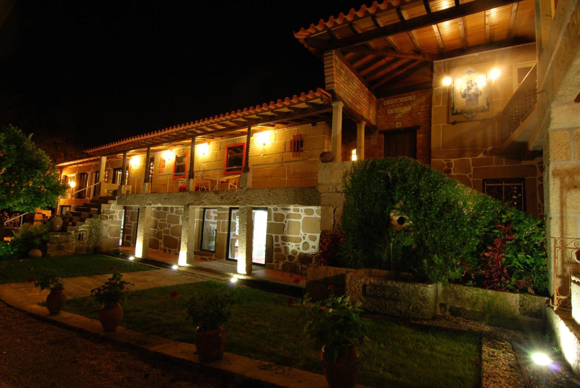 1720 Quinta Da Cancela - Winery & Farmhouse Гимарайнш Экстерьер фото